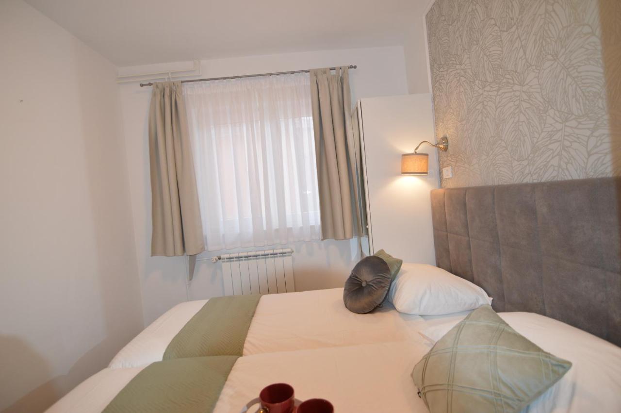 Apartments Amari Starigrad Exterior photo