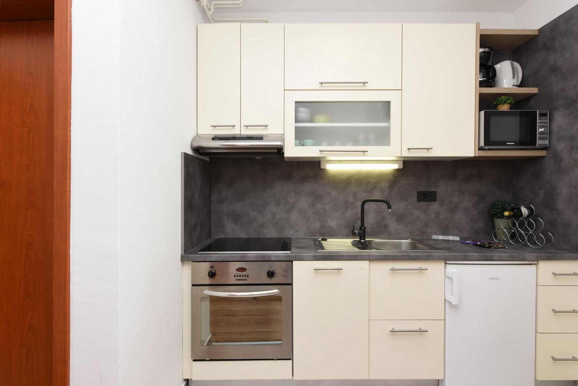 Apartments Amari Starigrad Exterior photo